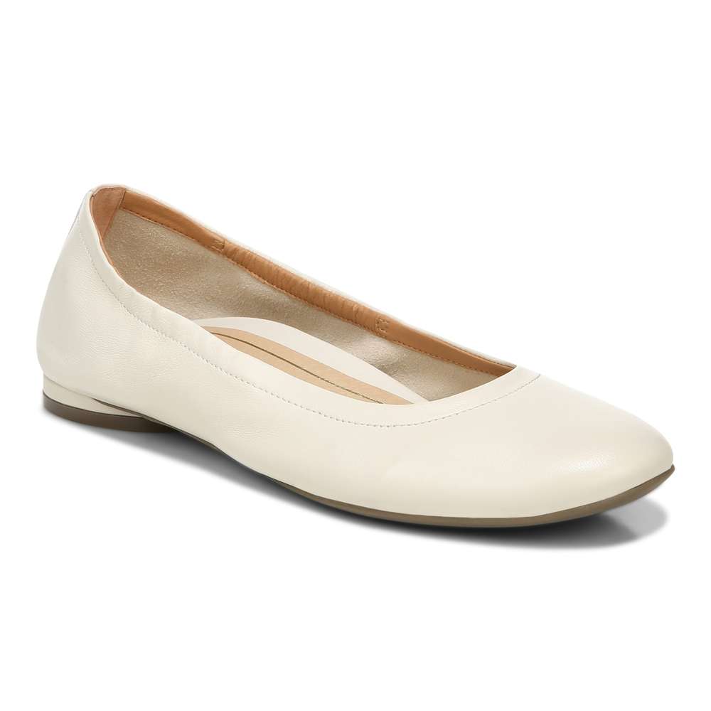 Alexa Flat Cream – Vionic Shoes - Main Image