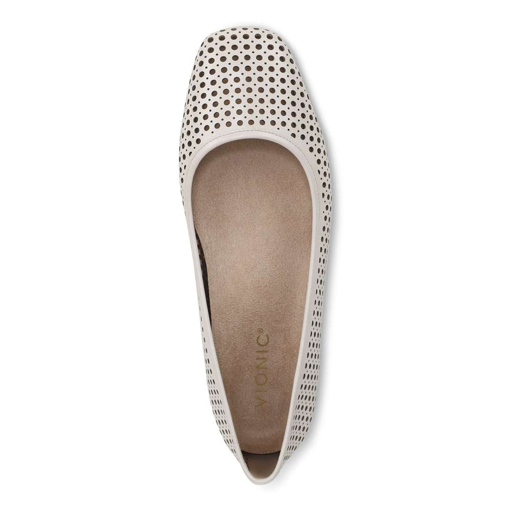 Orinda Perf Ballet Flat - Off White