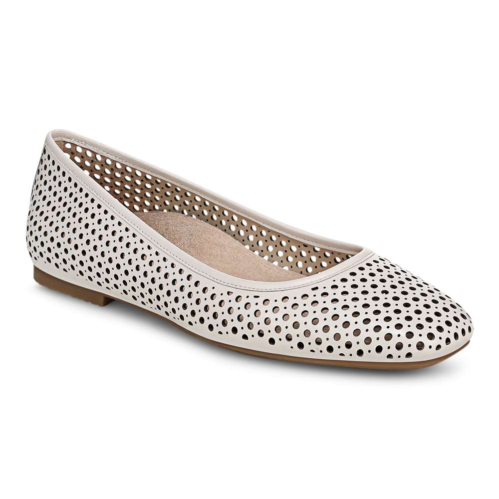Orinda Perf Ballet Flat - Off White