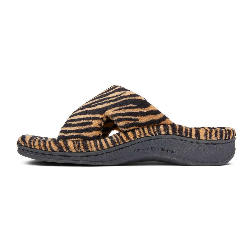 Relax Slipper Tiger – Vionic Shoes1