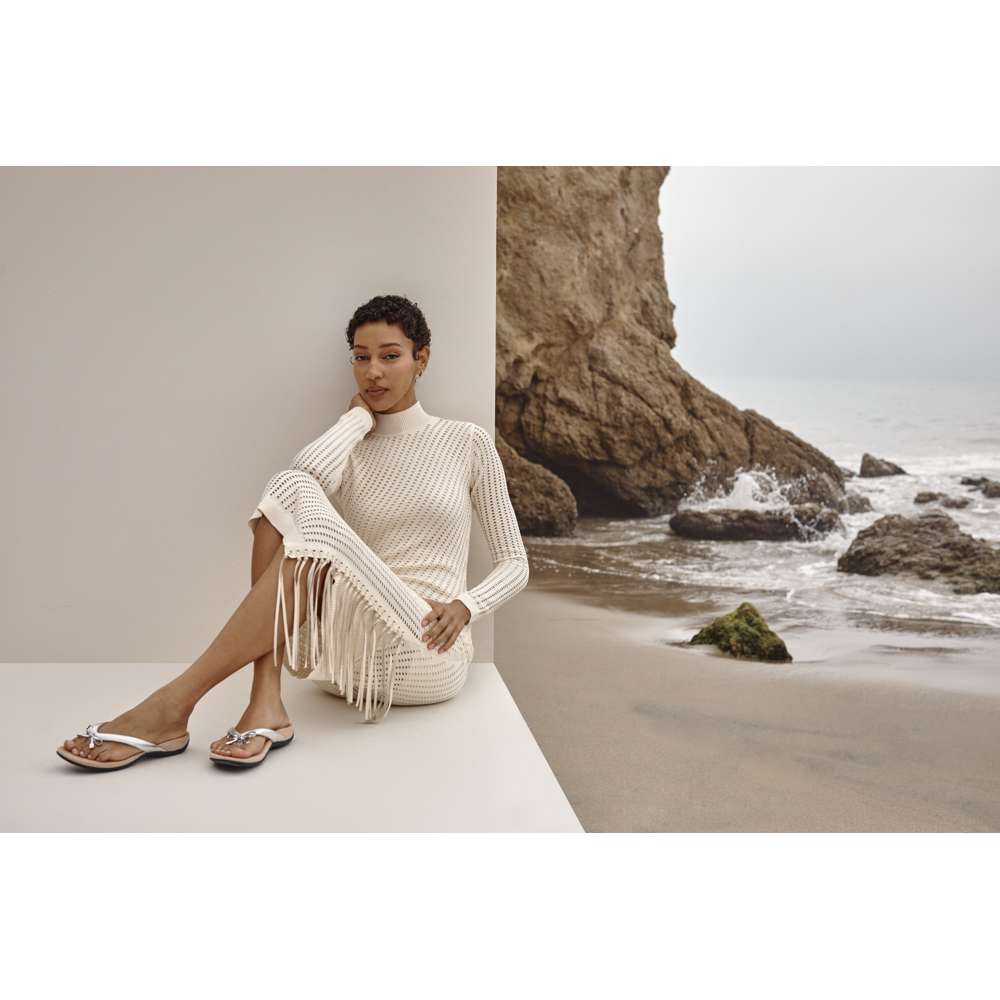 Bella Toe Post Sandal - Aluminium