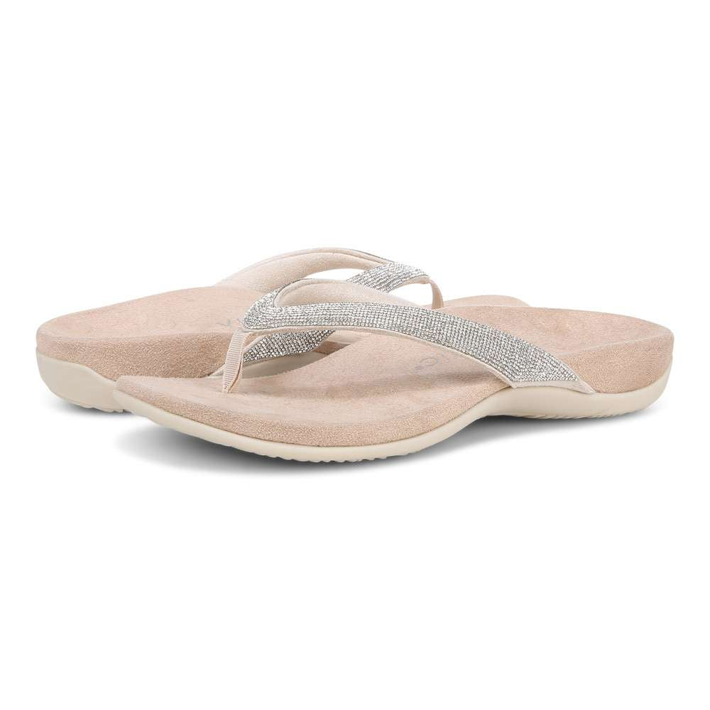 Dillon Shine Toe Post Sandal - Cream